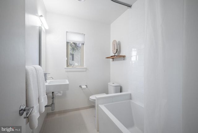 3400 BROAD BRANCH TER NW, Washington, DC 20008