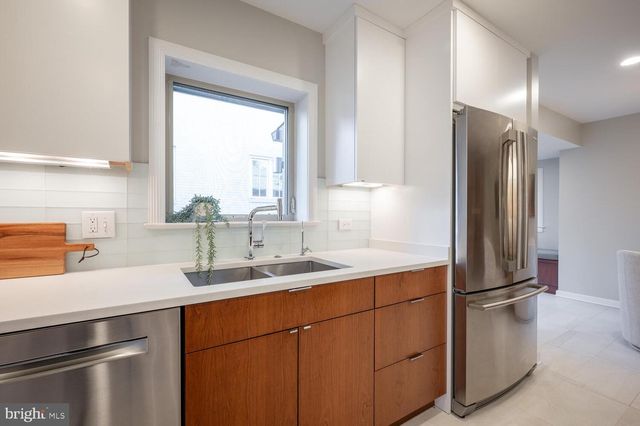 3400 BROAD BRANCH TER NW, Washington, DC 20008