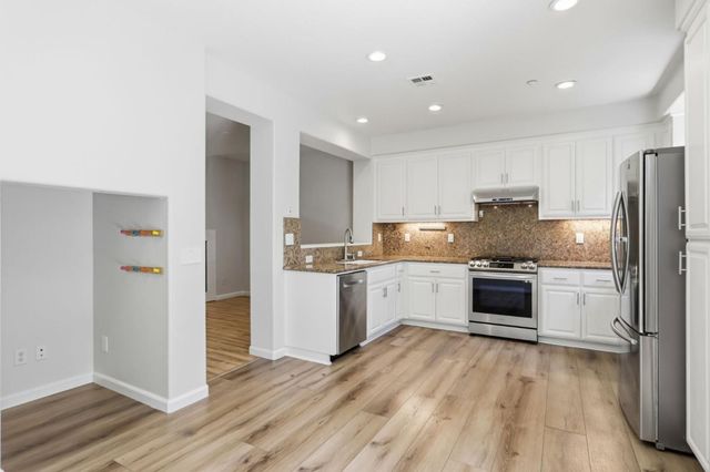 70 Towne Circle, Mountain View, CA 94040