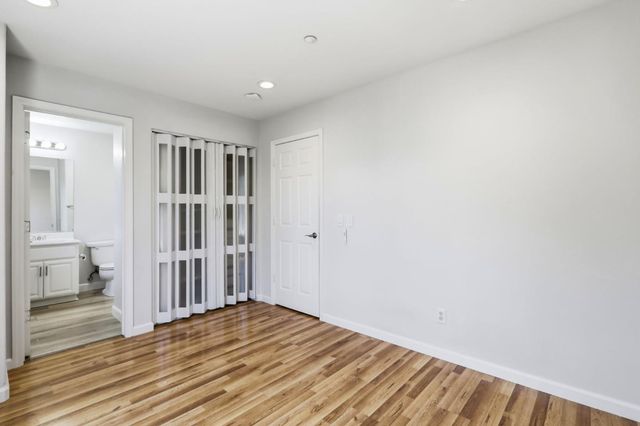 70 Towne Circle, Mountain View, CA 94040