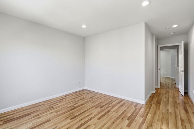 70 Towne Circle, Mountain View, CA 94040