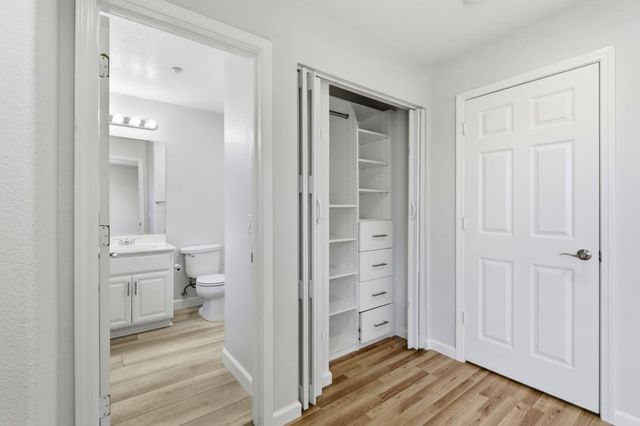 70 Towne Circle, Mountain View, CA 94040