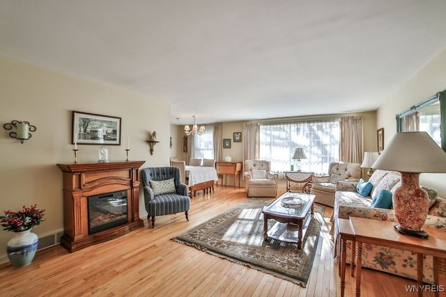 1370 Maple Road 1, Amherst, NY 14221