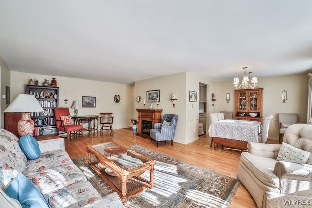 1370 Maple Road 1, Amherst, NY 14221