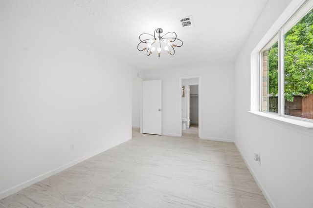 7310 Londres Drive, Houston, TX 77083
