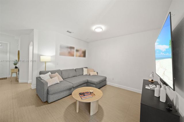 11613 NW 78th St 11613, Doral, FL 33178