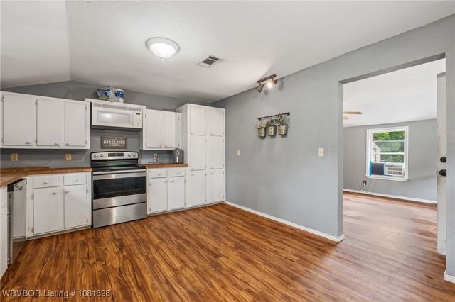 9818 Old Highway 10, Greenwood, AR 72936