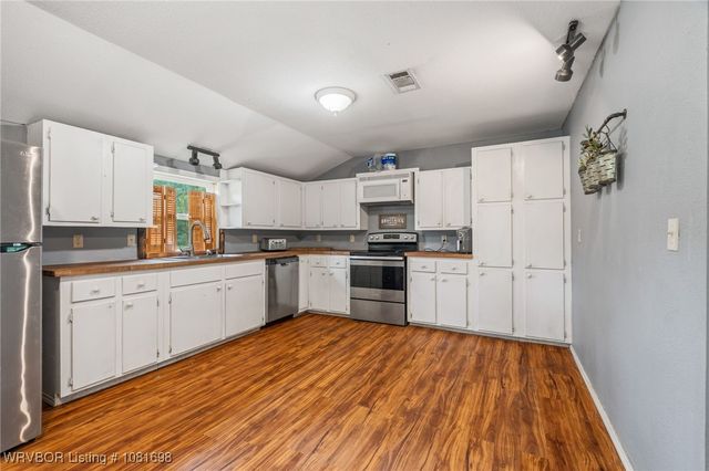 9818 Old Highway 10, Greenwood, AR 72936