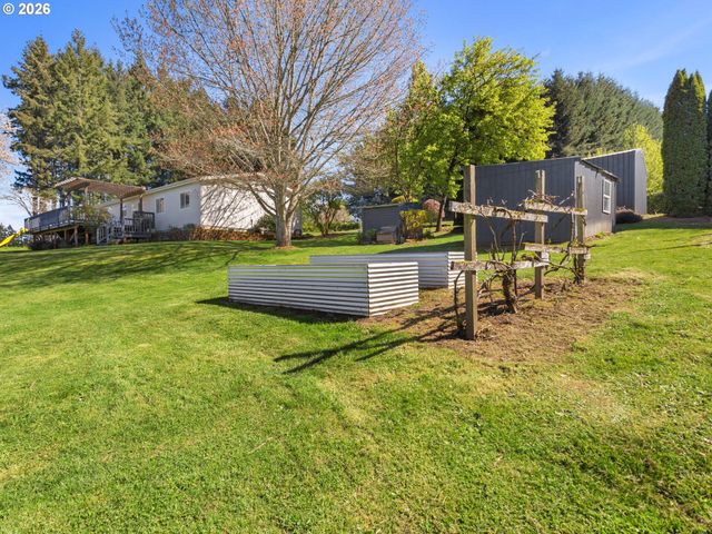 21155 Ne SUNNYCREST Rd, Newberg, OR 97132