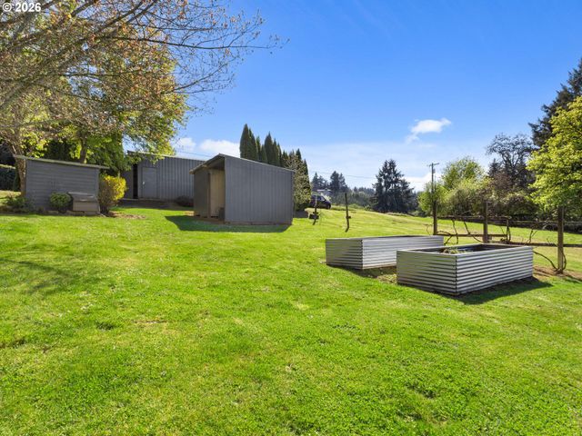 21155 Ne SUNNYCREST Rd, Newberg, OR 97132