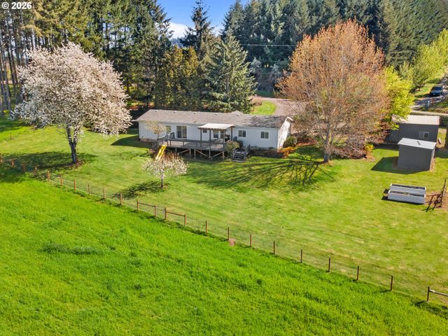 21155 Ne SUNNYCREST Rd, Newberg, OR 97132