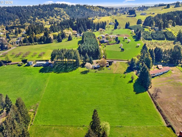 21155 Ne SUNNYCREST Rd, Newberg, OR 97132