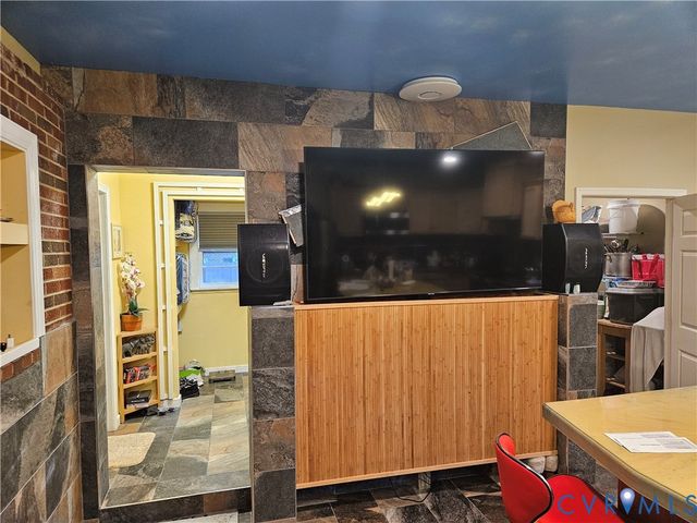 6231 Swanson Rd, Richmond, VA 23225