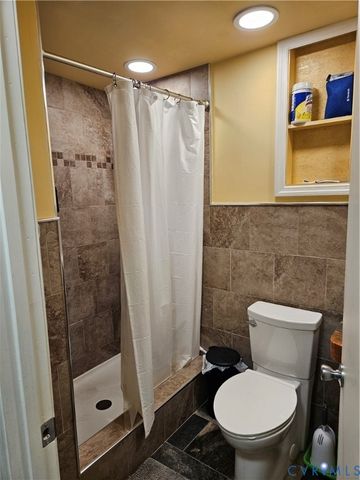 6231 Swanson Rd, Richmond, VA 23225