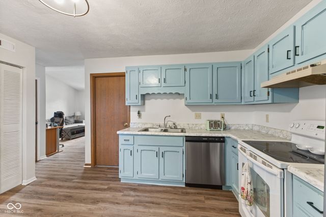 1140 Ida Court, Greenwood, IN 46143