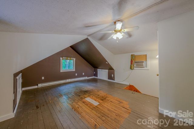 24 Moore Circle, Black Mountain, NC 28711