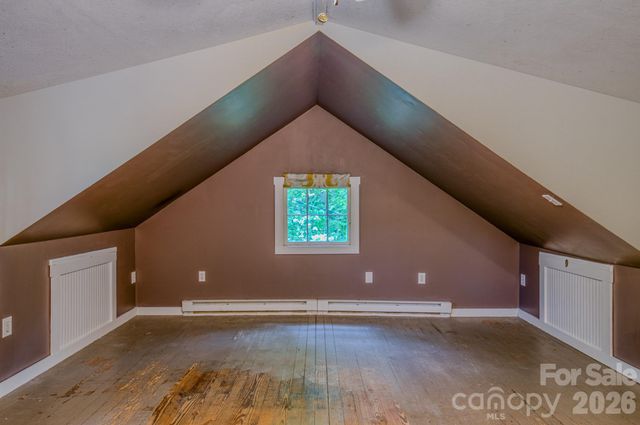 24 Moore Circle, Black Mountain, NC 28711