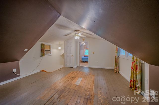 24 Moore Circle, Black Mountain, NC 28711