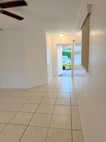 1250 SE 26th Street 101, Homestead, FL 33035