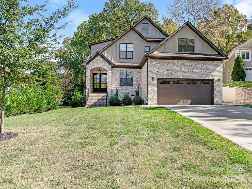 1019 Evian Lane 19, Matthews, NC 28105