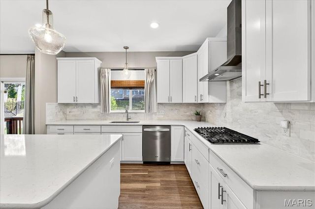 415 Filipp Lane, Lake St Louis, MO 63367