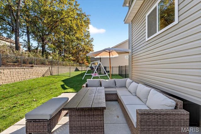 415 Filipp Lane, Lake St Louis, MO 63367