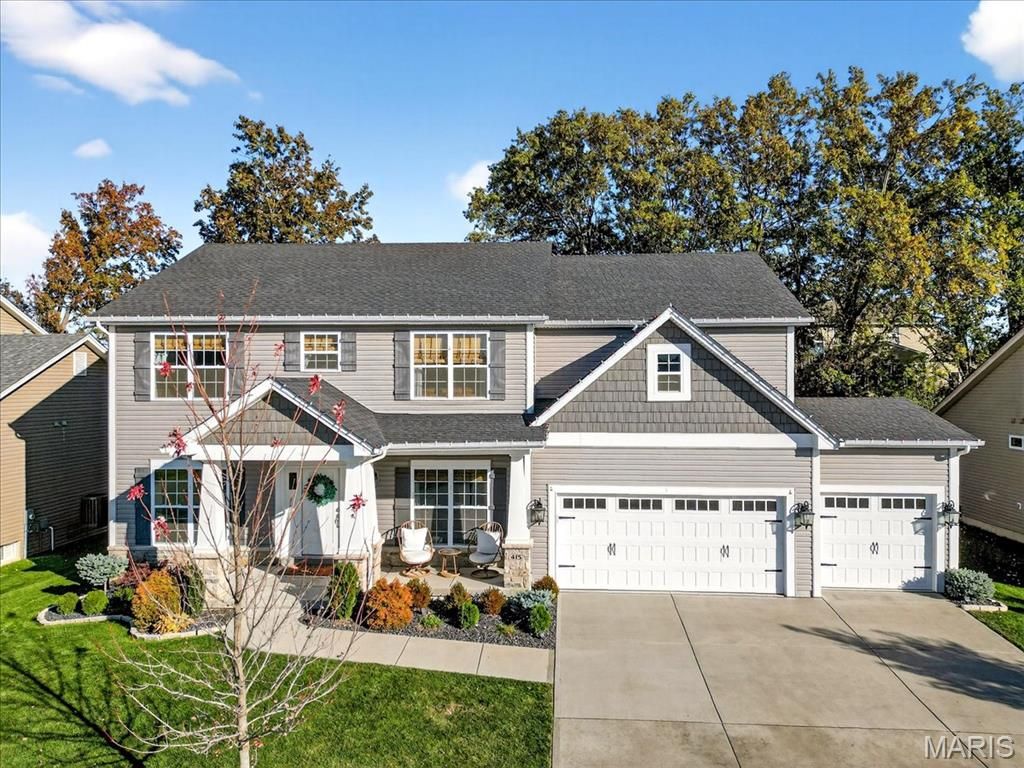 415 Filipp Lane, Lake St Louis, MO 63367