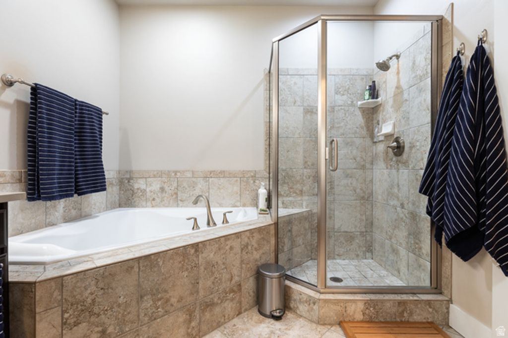 Image 25 of property listing at 5047 W BLACK TWIG DR, South Jordan, UT 84009