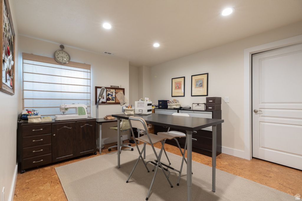 Image 32 of property listing at 5047 W BLACK TWIG DR, South Jordan, UT 84009