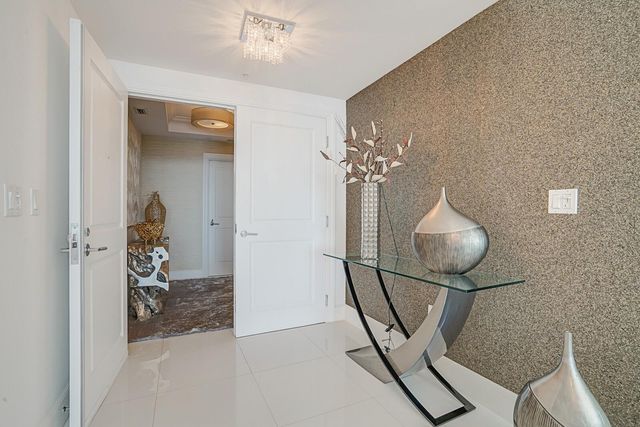 1 N Ocean Blvd 903, Pompano Beach, FL 33062