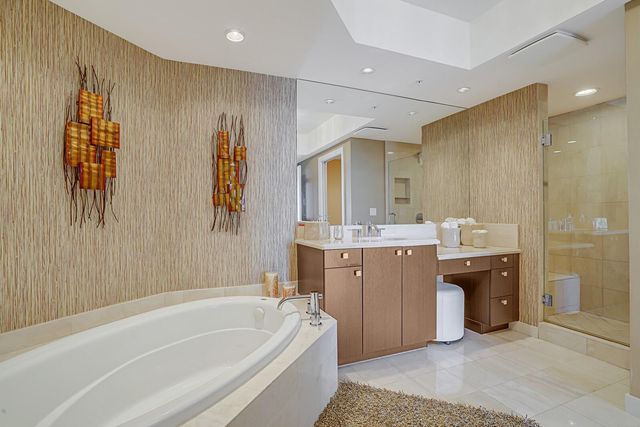 1 N Ocean Blvd 903, Pompano Beach, FL 33062