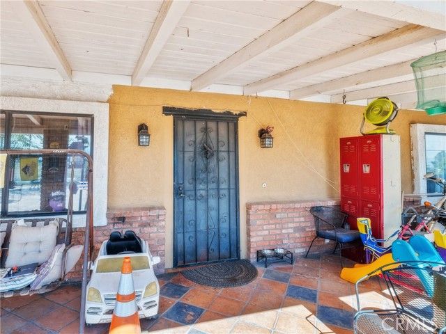 16680 Mission Street, Hesperia, CA 92345