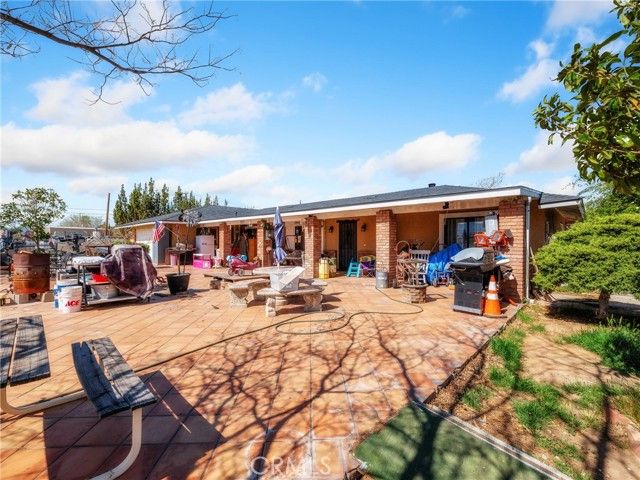 16680 Mission Street, Hesperia, CA 92345