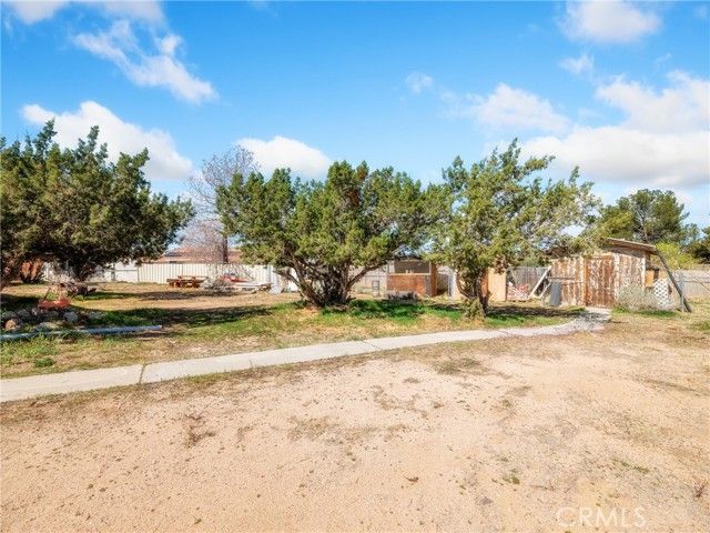 16680 Mission Street, Hesperia, CA 92345