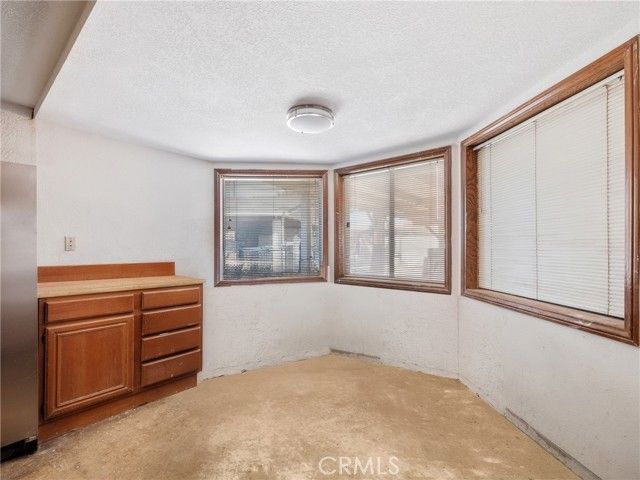 16680 Mission Street, Hesperia, CA 92345