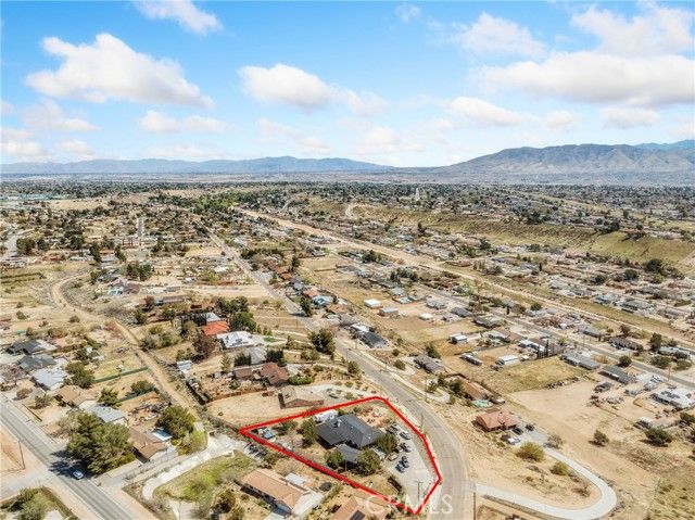 16680 Mission Street, Hesperia, CA 92345