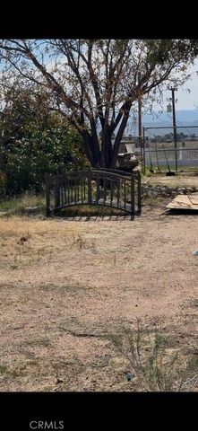 16680 Mission Street, Hesperia, CA 92345