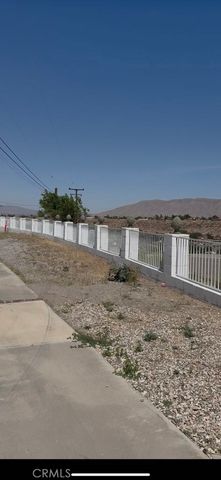 16680 Mission Street, Hesperia, CA 92345