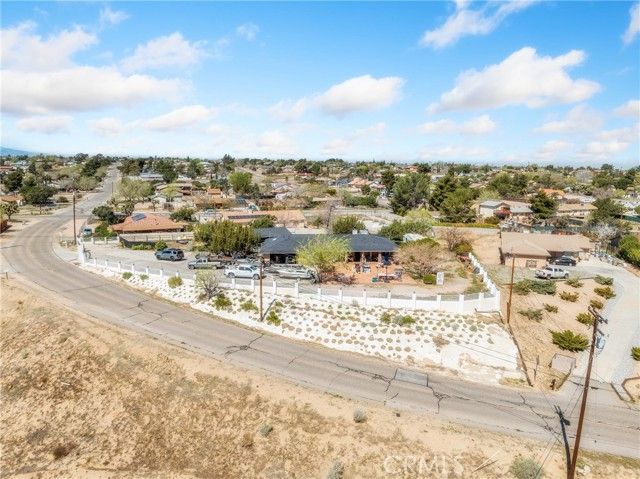 16680 Mission Street, Hesperia, CA 92345