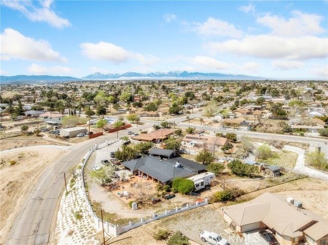 16680 Mission Street, Hesperia, CA 92345