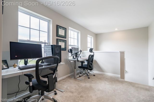 257 Sandhill Court, White Lake Charter Township, MI 48386