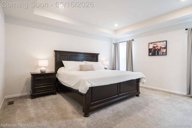 257 Sandhill Court, White Lake Charter Township, MI 48386