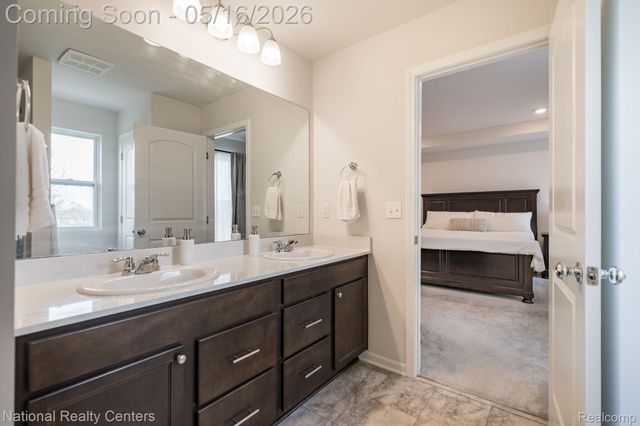 257 Sandhill Court, White Lake Charter Township, MI 48386