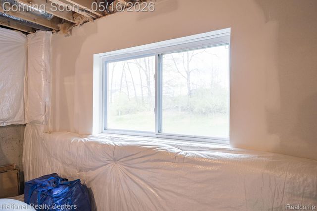 257 Sandhill Court, White Lake Charter Township, MI 48386