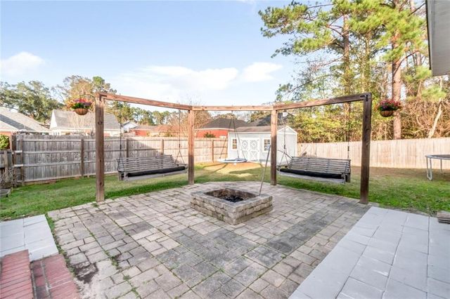 1624 Silver Creek Drive, Saraland, AL 36571