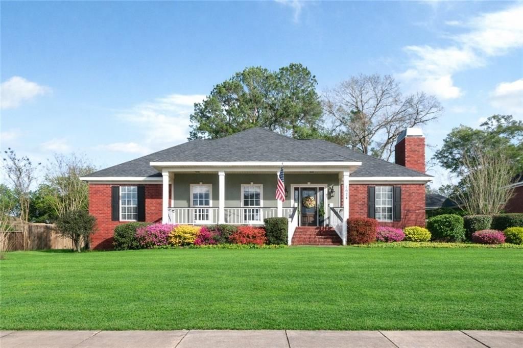1624 Silver Creek Drive, Saraland, AL 36571
