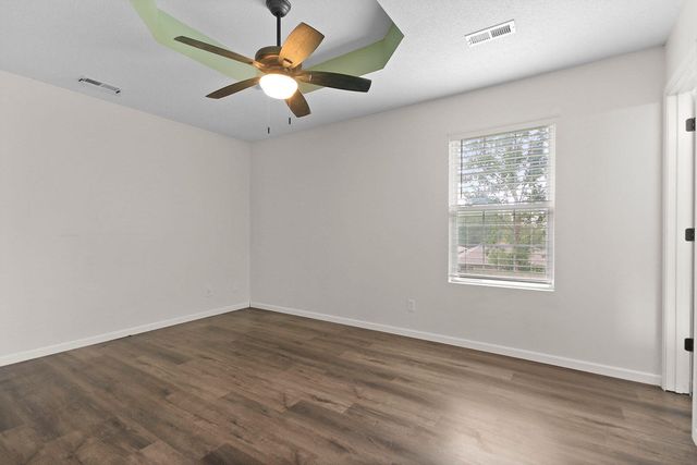4804 ORCHARD LN, Columbia, MO 65202