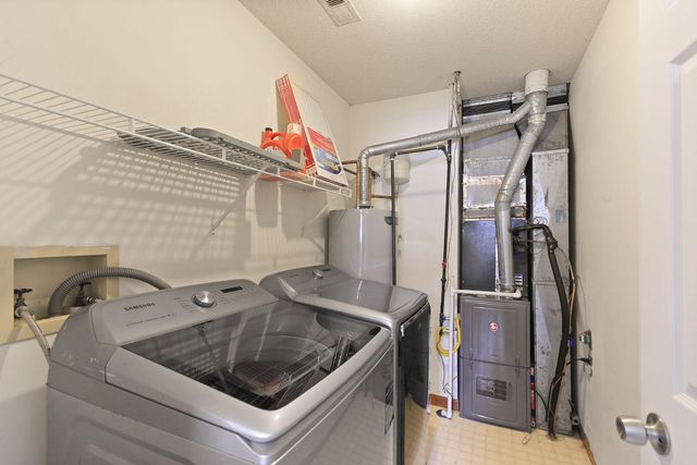 4804 ORCHARD LN, Columbia, MO 65202