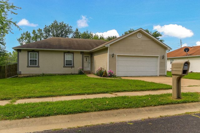 4804 ORCHARD LN, Columbia, MO 65202