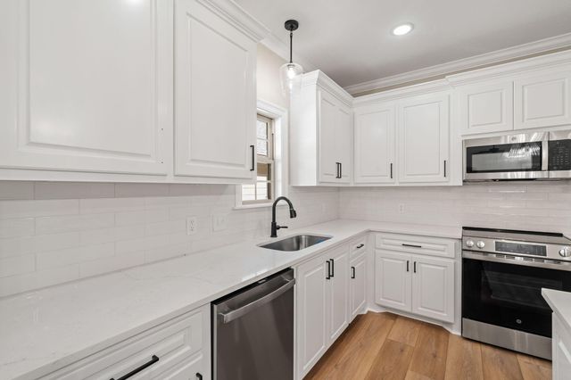84 Riviera Dr., Hattiesburg, MS 39402